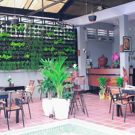 Sy Guesthouse Phnom Penh Bagian luar foto