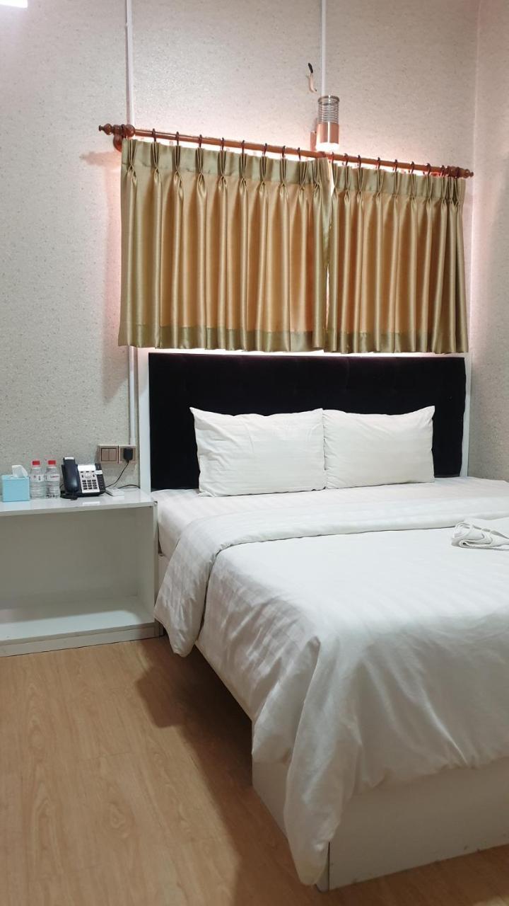 Sy Guesthouse Phnom Penh Bagian luar foto